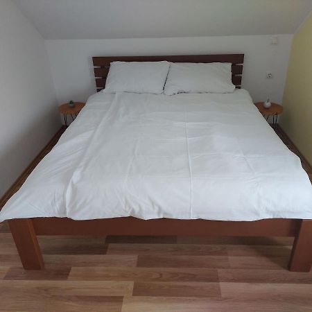 Apartma Vali Apartman Gradisca Kültér fotó