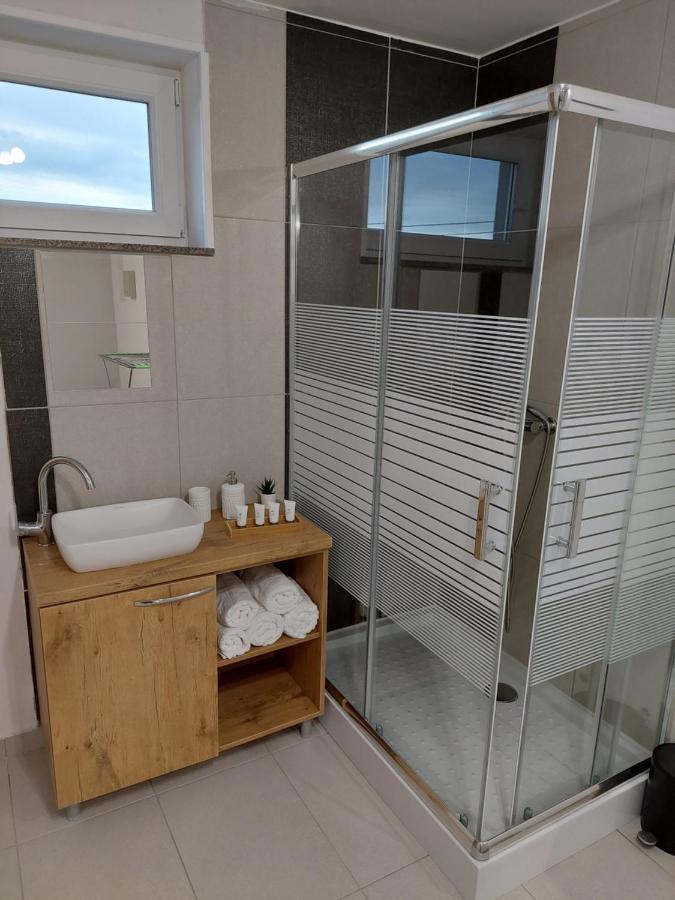 Apartma Vali Apartman Gradisca Kültér fotó